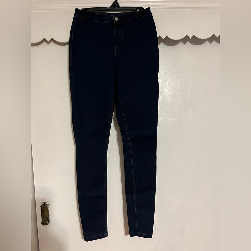 Missguided Dark Wash Skinny Jeans EUC